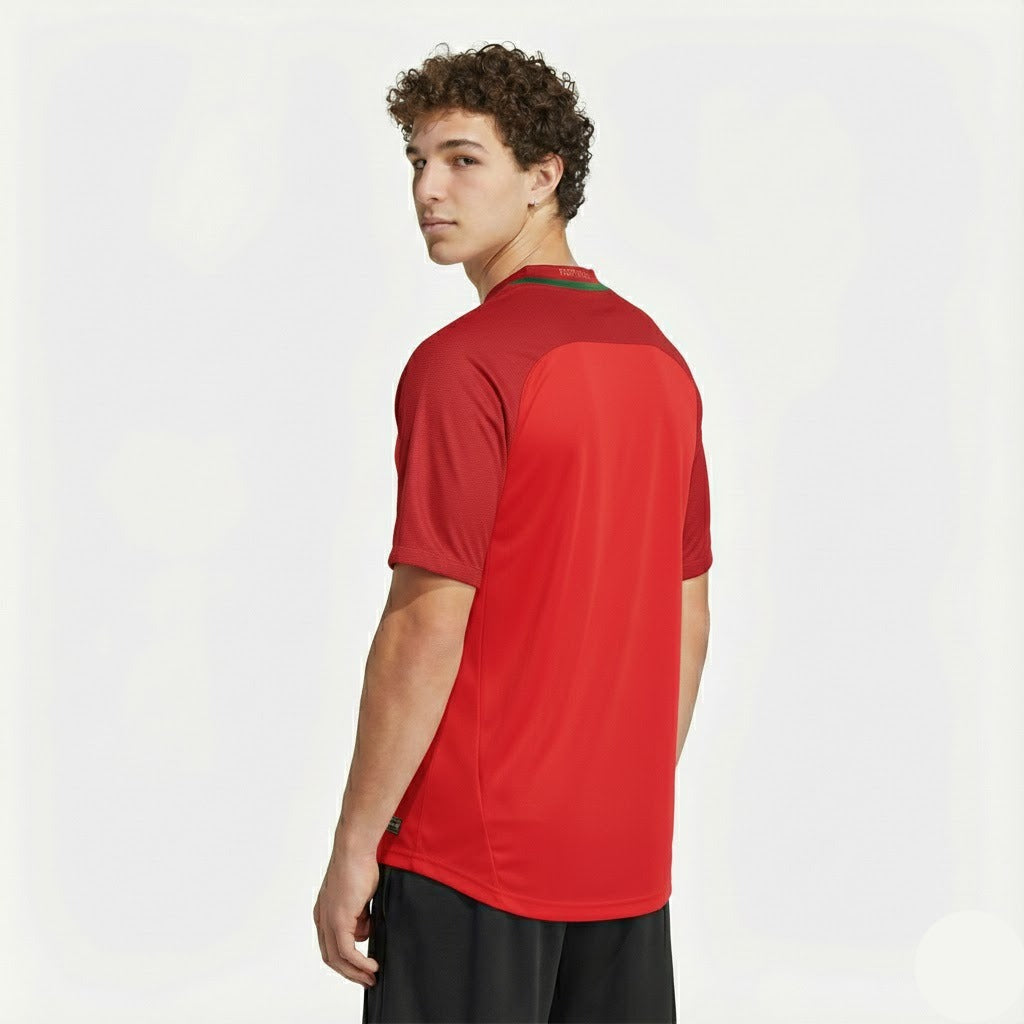 Camisa Retrô Torcedor Masculina Portugal I 2016