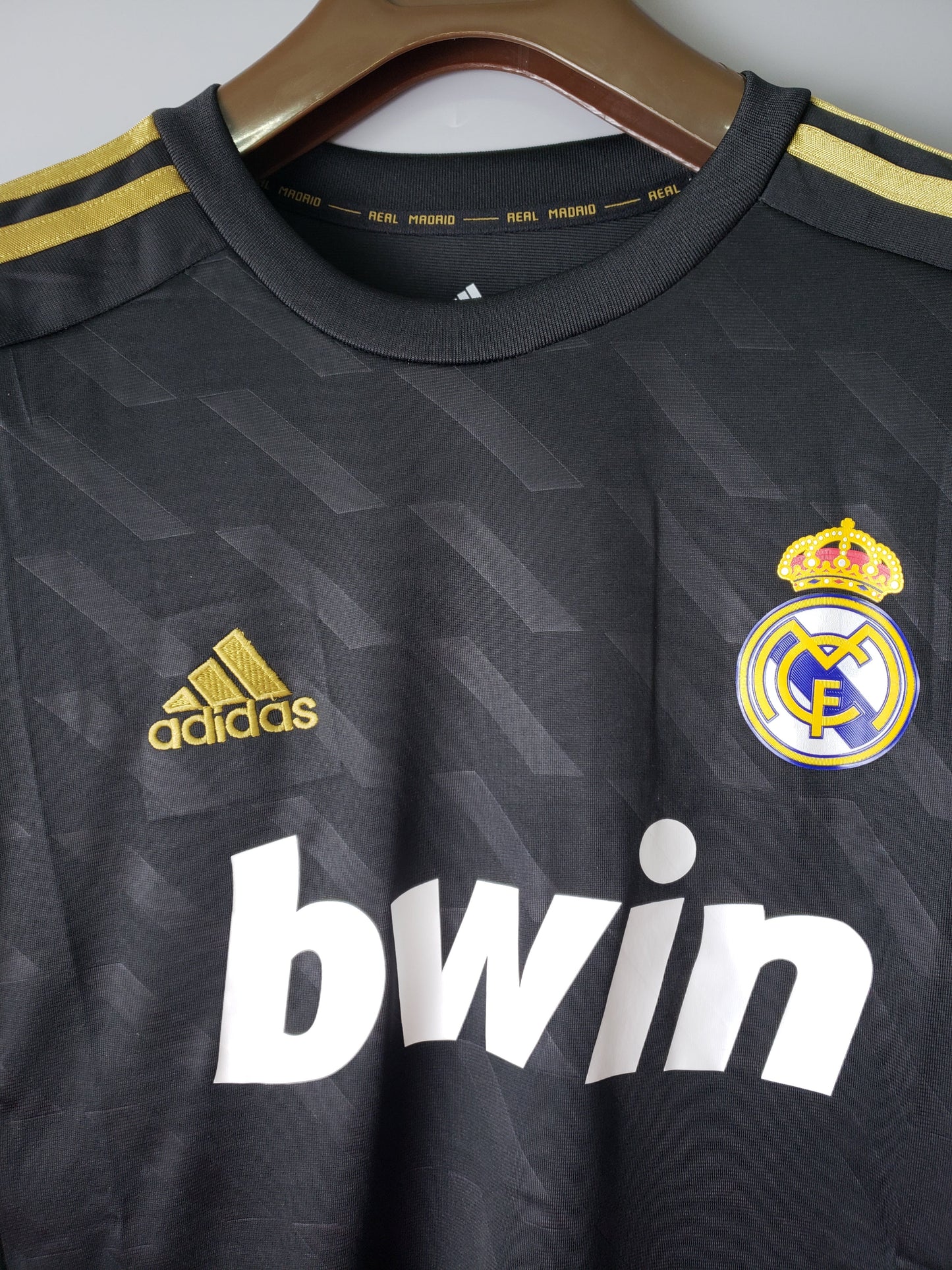 Camisa Manga Longa Retrô Torcedor Masculina Real Madrid 2012