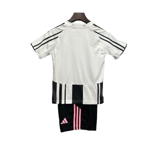 Conjunto Infantil Juventus Home 25/26