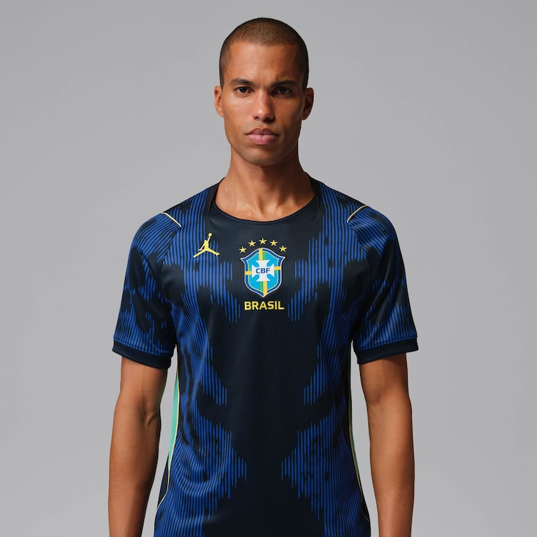 Camisa Torcedor Masculina Brasil II 2026 Copa do Mundo
