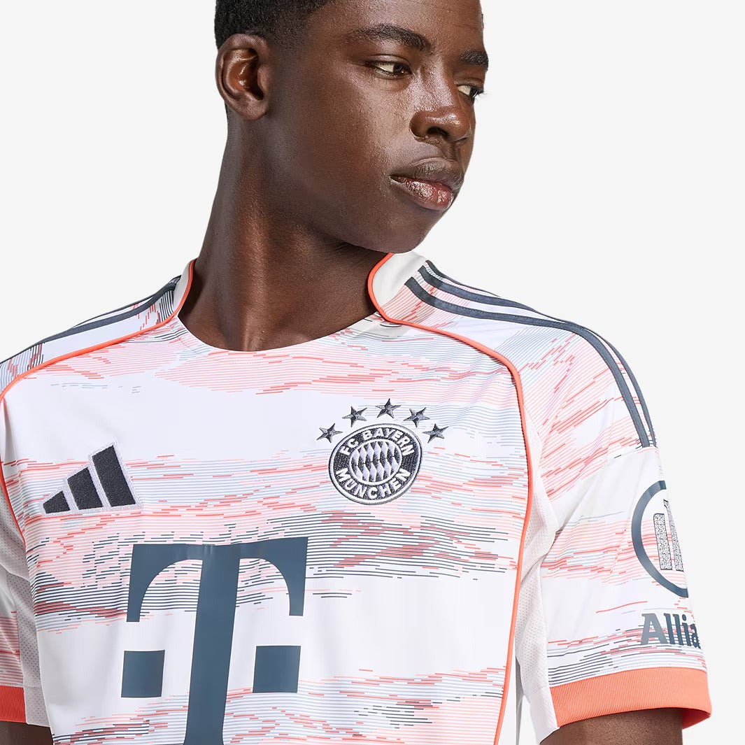 Camisa Torcedor Masculina Bayern de Munique II 2025/2026