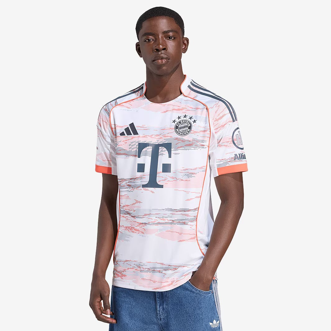 Camisa Torcedor Masculina Bayern de Munique II 2025/2026