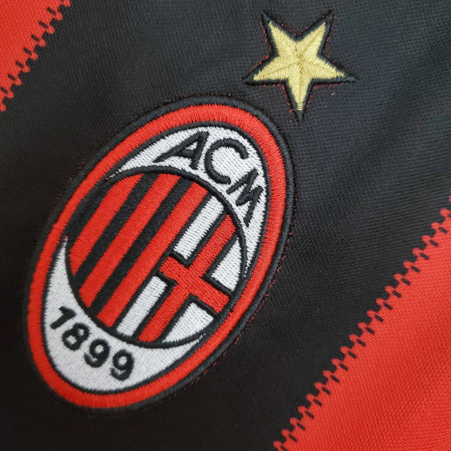 Camisa Milan Retrô 2010/2011 Vermelha e Preta