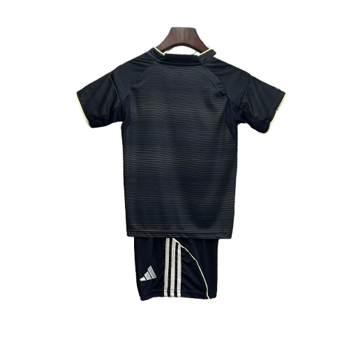 Conjunto Infantil Real Madrid Away 25/26