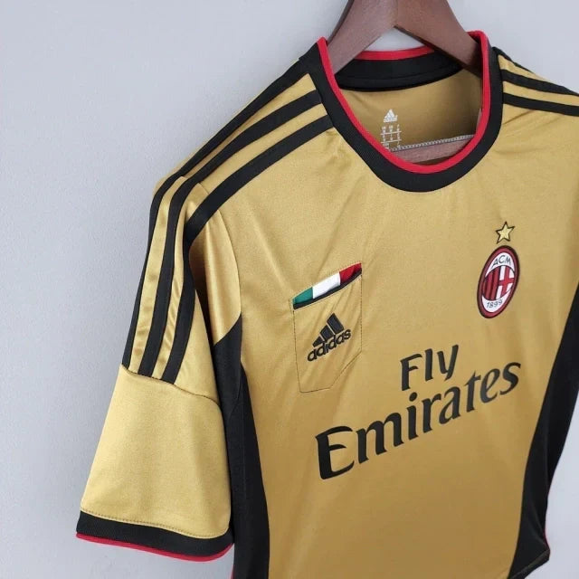 Camisa Retrô Milan III Third 2013/14 Masculino Dourado