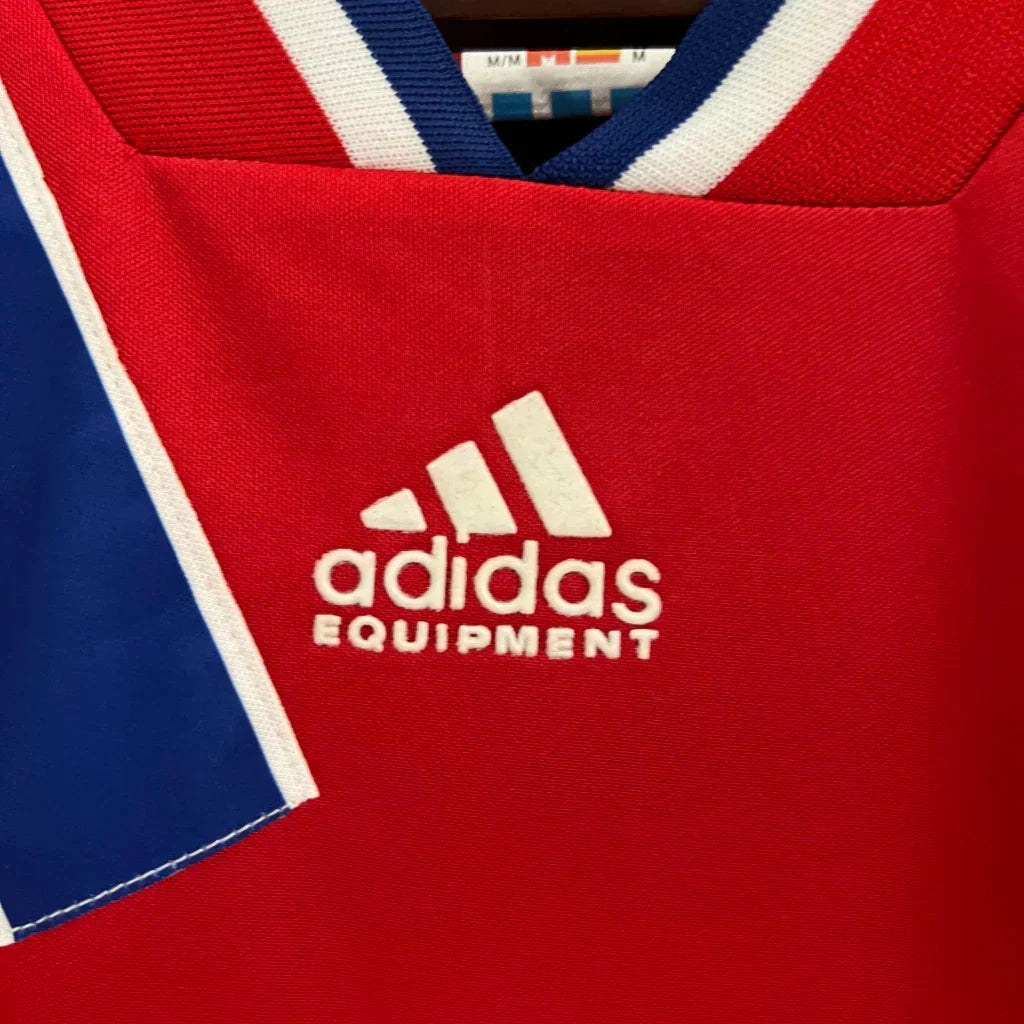 Camisa Retrô Bayern de Munique 1993/95 Vermelho e Azul