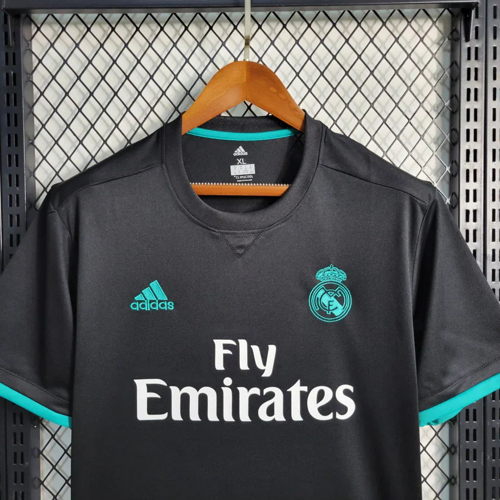 Camisa Retrô Real Madrid 2017/18 II Torcedor Preto