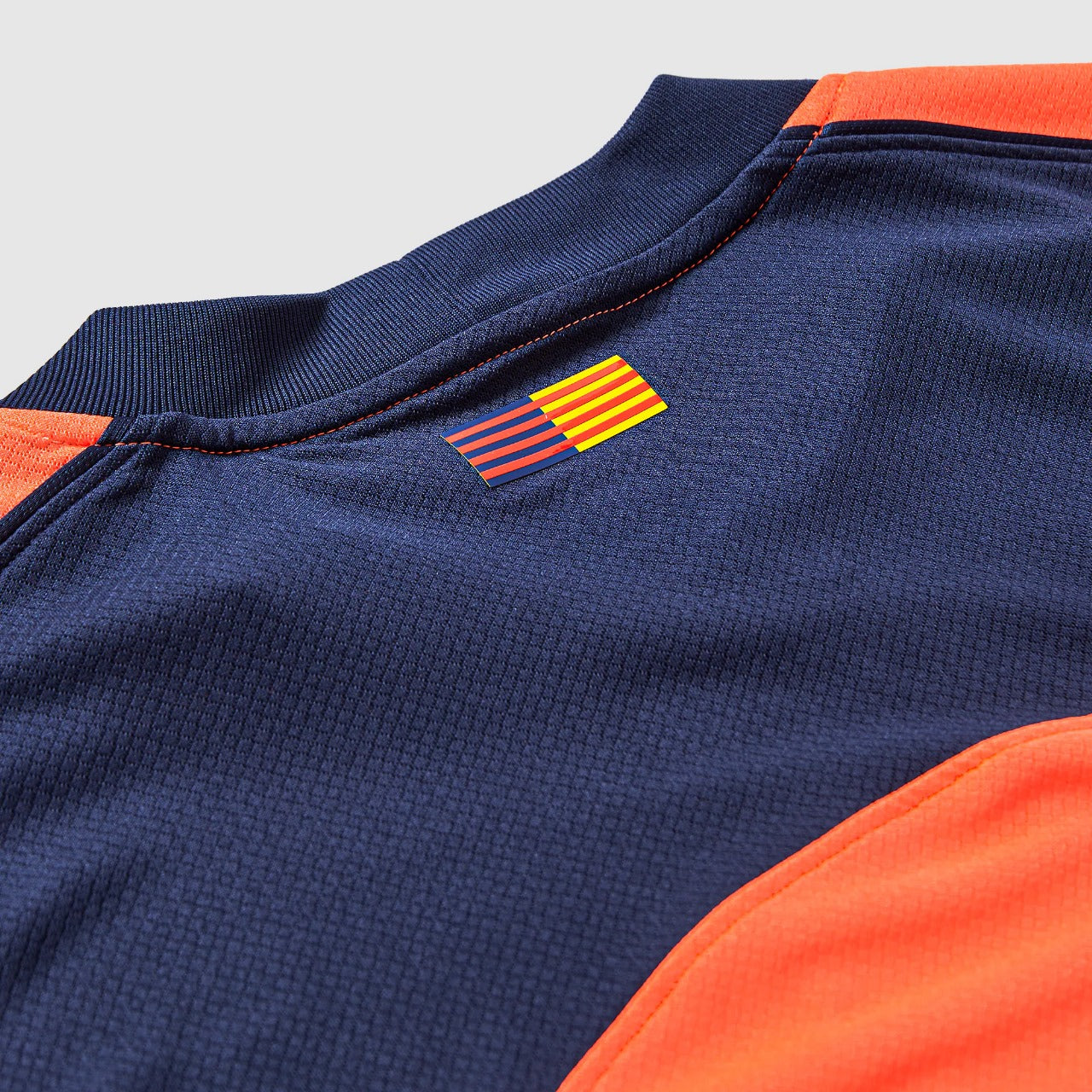 Camisa Torcedor Masculina Barcelona III 2025/2026