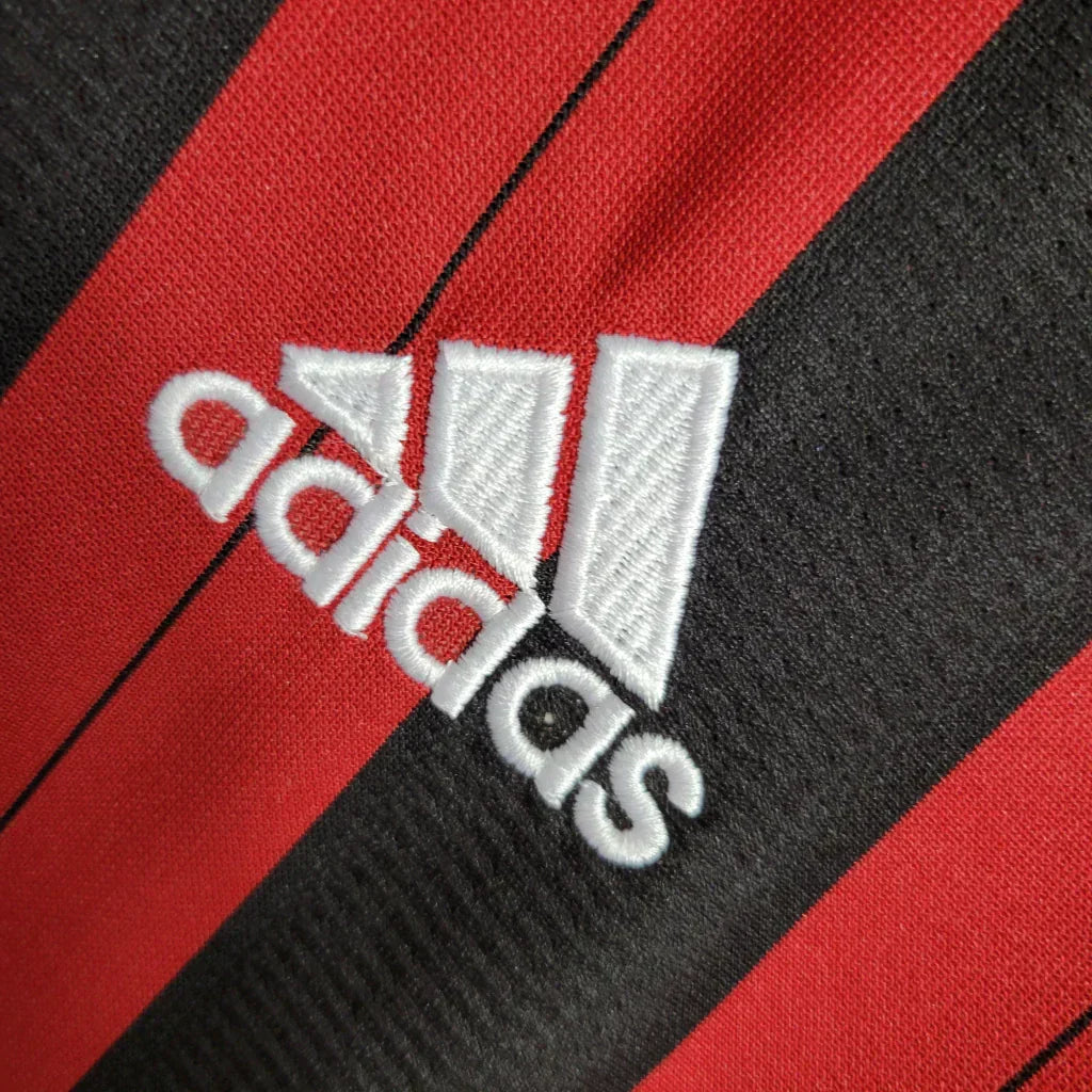 Camisa Retrô Milan I 2013/14 Manga Longa Vermelho e Preto