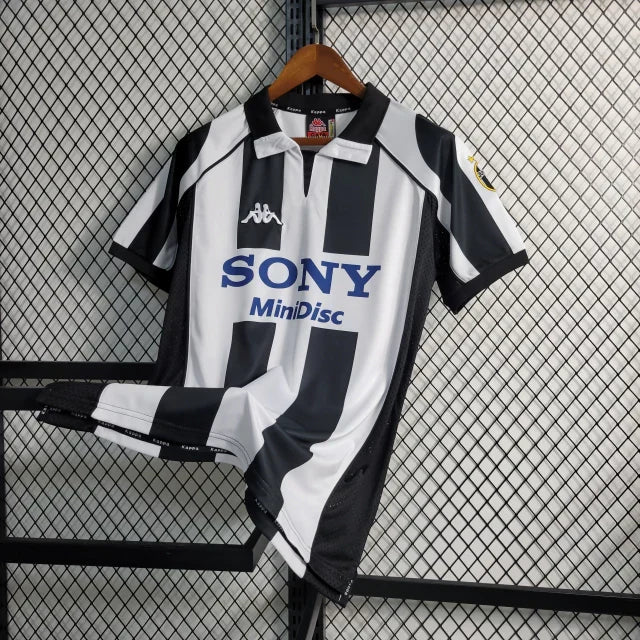 Camisa Retrô Juventus I 1997/98 Masculino Preto e Branco