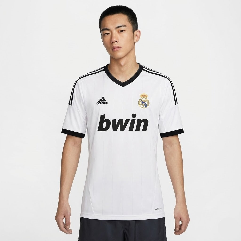 Camisa Retrô Torcedor Masculina Real Madrid I 2012