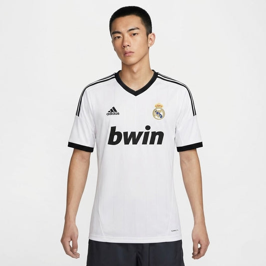 Camisa Retrô Torcedor Masculina Real Madrid I 2012