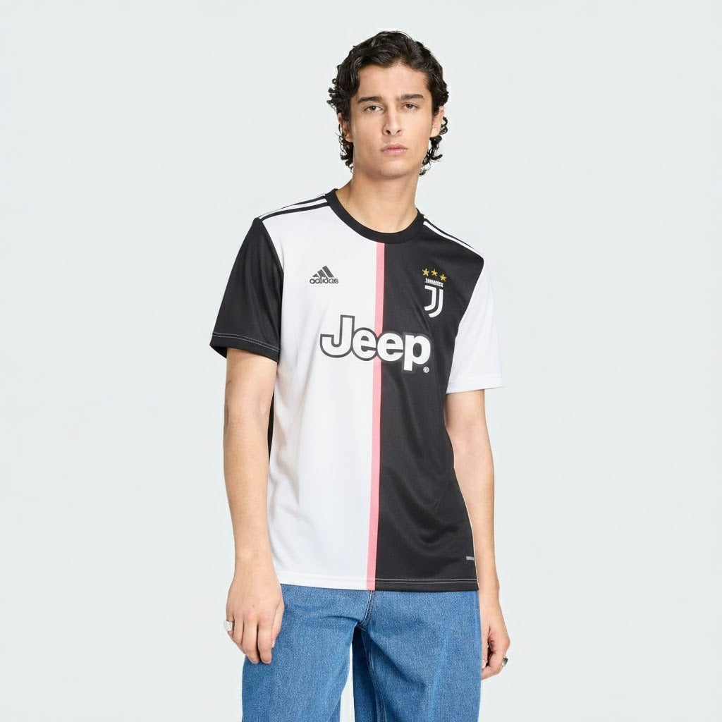 Camisa Retrô Torcedor Masculina Juventus I 2019