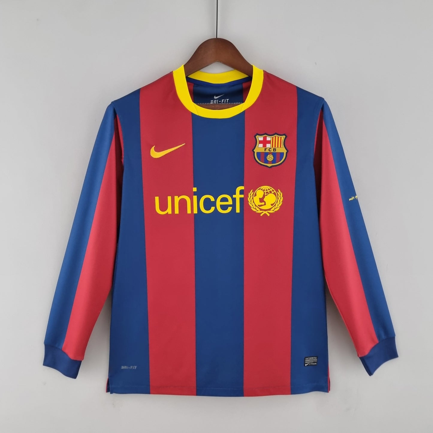 Camisa Manga Longa Torcedor Masculina Barcelona 2010/2011 Grená