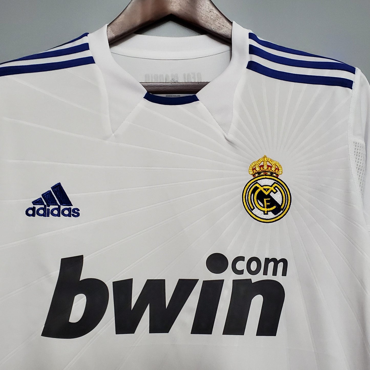 Camisa Manga Longa Torcedor Masculina Real Madrid 2010/2011