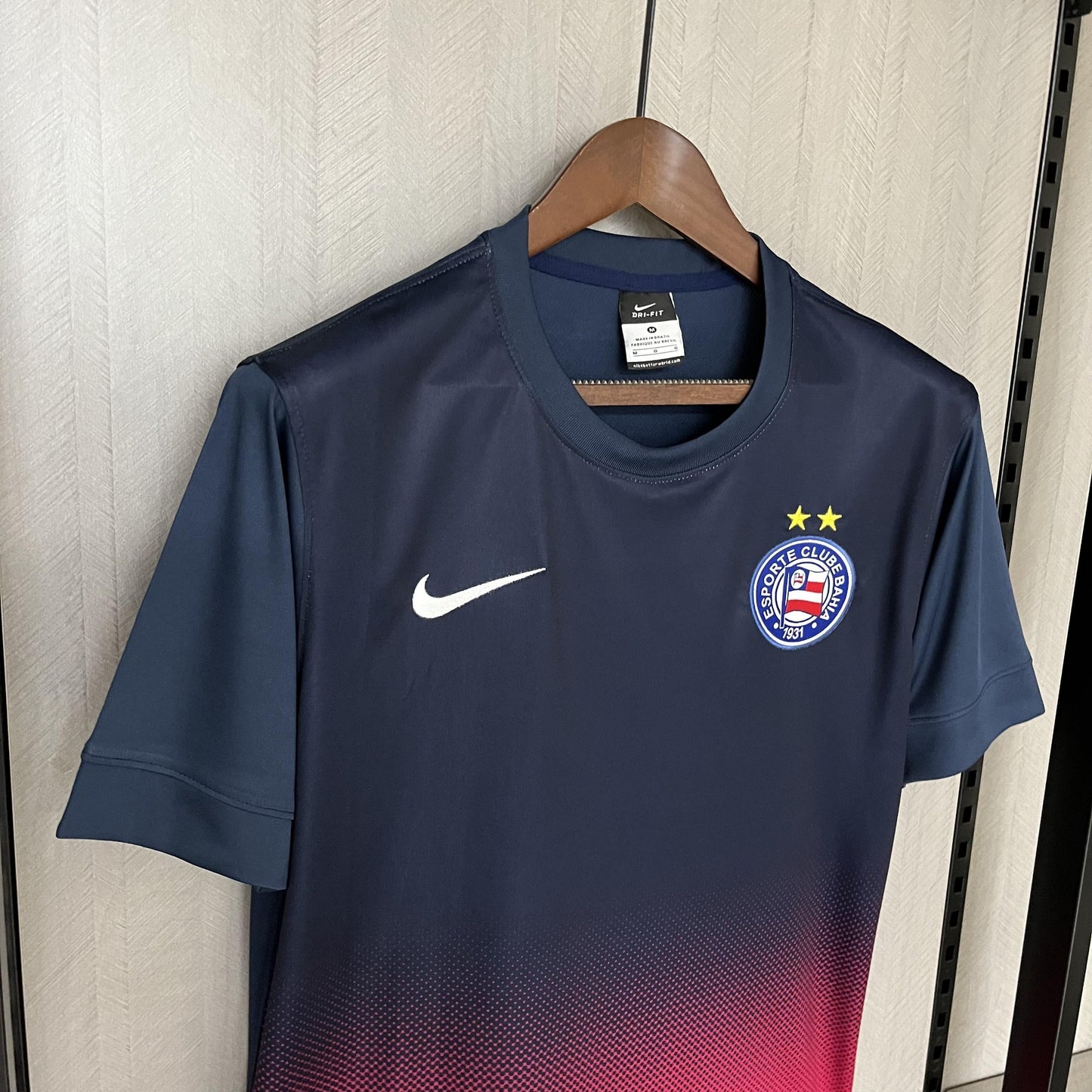 Camisa Bahia III 13/14 - Versão Retrô Azul e Rosa Degradê