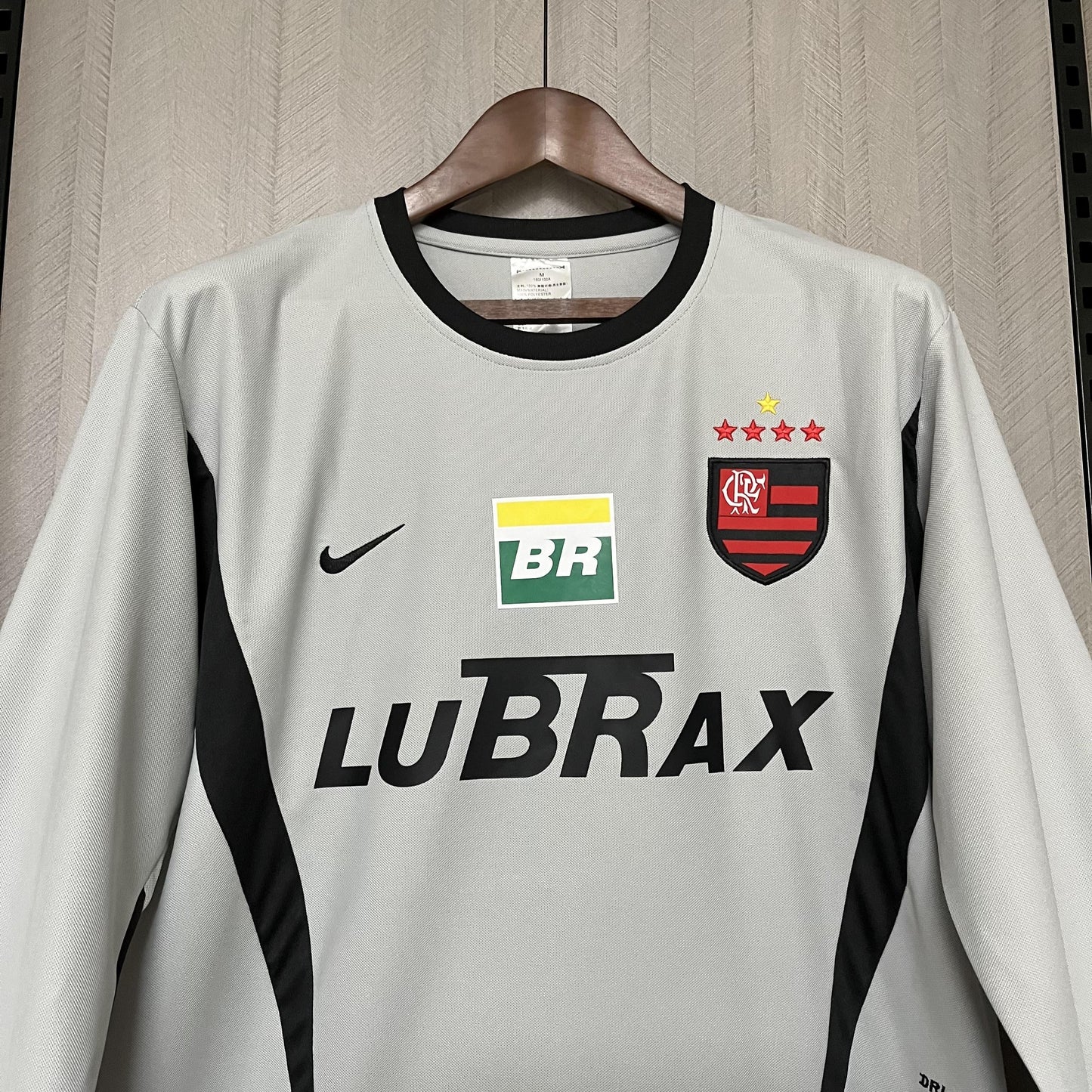 Camisa Manga Longa Retrô Torcedor Masculina Flamengo 2002