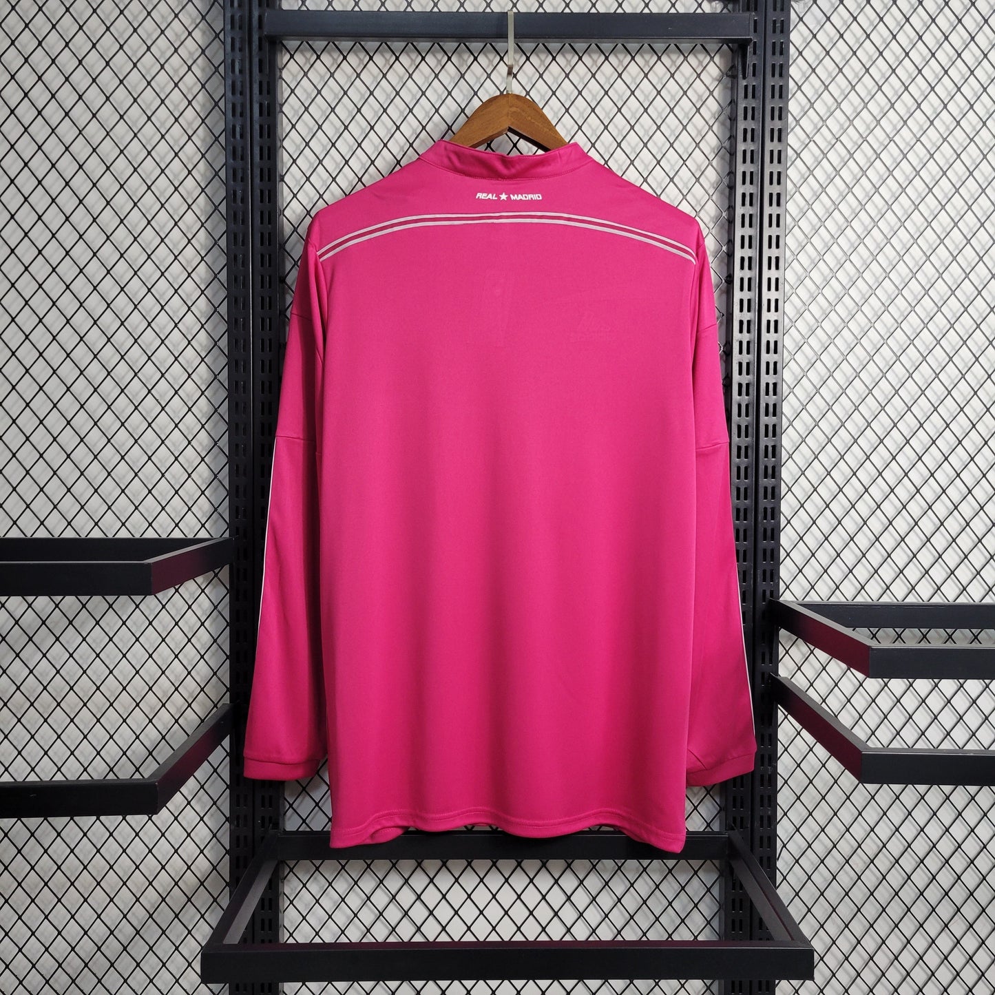 Camisa Retrô Real Madrid Manga Longa III Third 2014/15 Masculino Rosa
