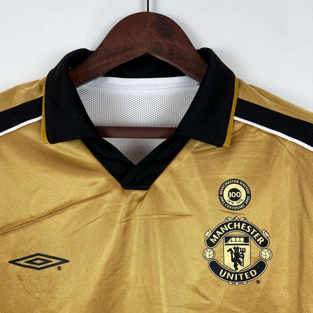 Camisa Retrô Torcedor Masculina Manchester United 2001