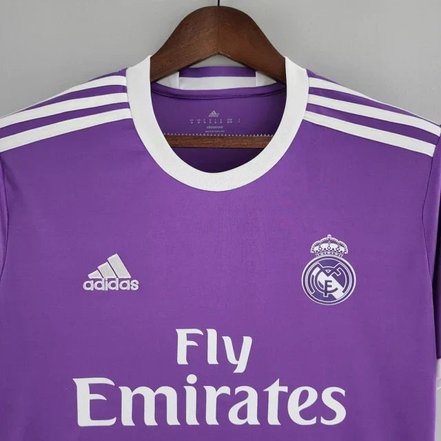 Camisa Retrô Real Madrid II Away 2016/17 Masculino Roxo