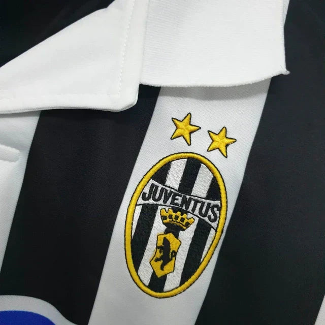Camisa Retrô Torcedor Masculina Juventus 2011