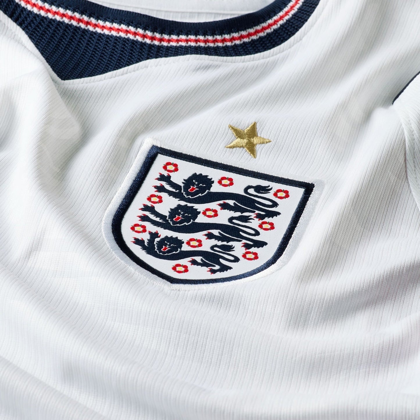 Camisa Torcedor Masculina Inglaterra II 2026 Copa do Mundo