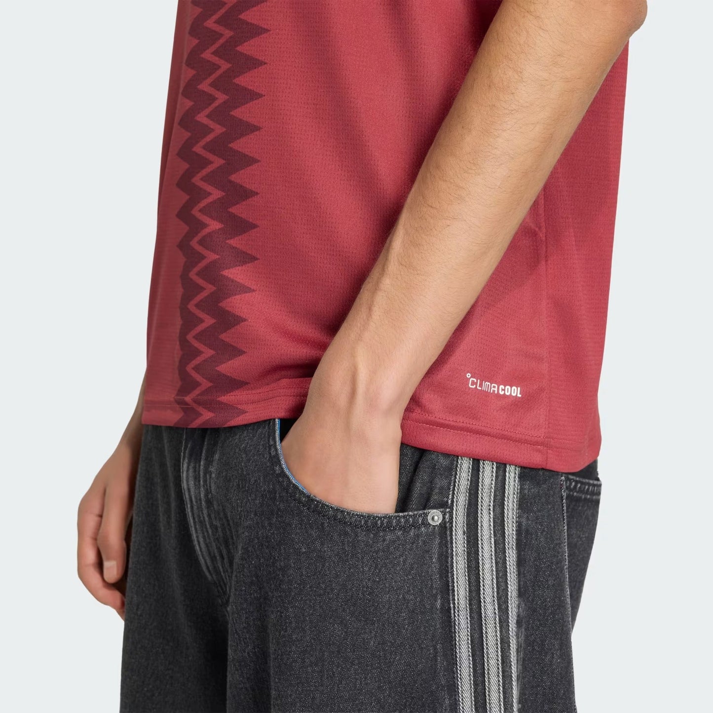 Camisa Torcedor Masculina Catar I 2026 Copa do Mundo