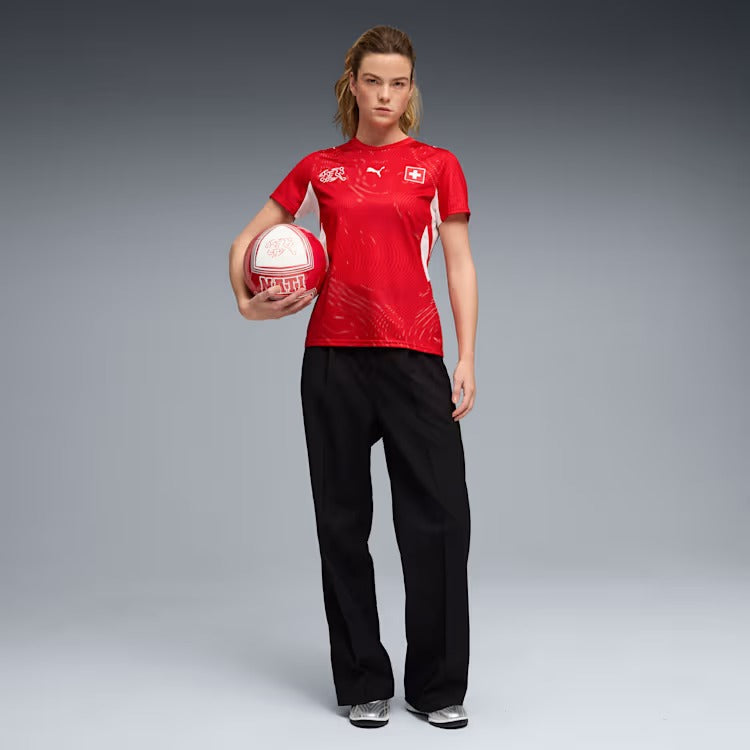 Camisa Torcedor Feminina Suíça I 2026 Copa do Mundo