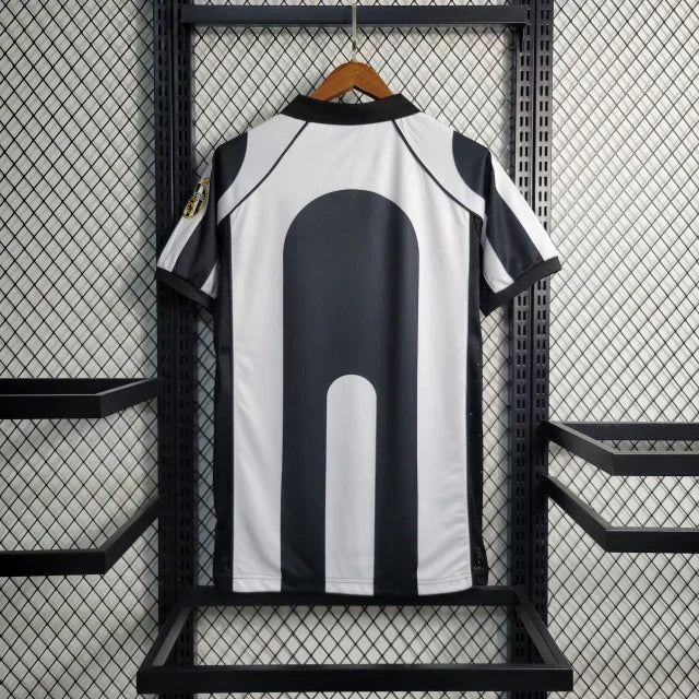 Camisa Retrô Juventus I 1997/98 Masculino Preto e Branco