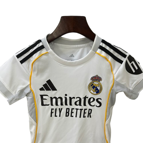 Conjunto Infantil Real Madrid Home 25/26