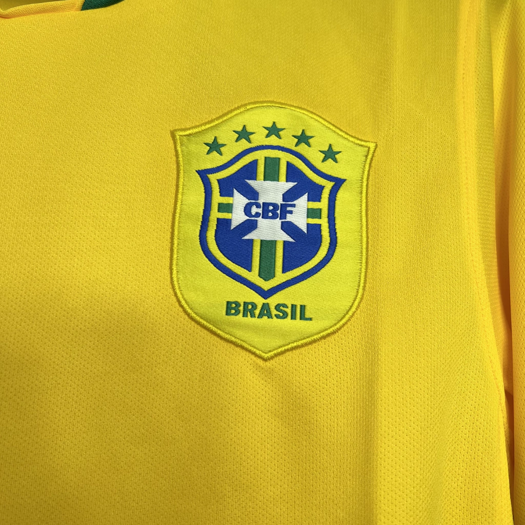 Camisa Retrô 2006 Seleção Brasileira Home Masculina - Amarela