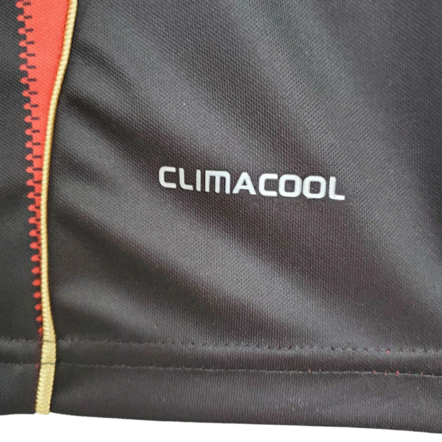Camisa Retrô Torcedor Masculina Milan 2010