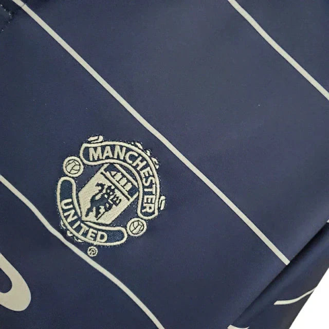 Camisa Retrô Torcedor Masculina Manchester United 1999