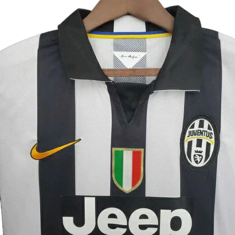 Camisa Juventus Retrô 2014/2015 Preta e Branca