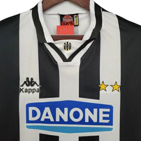 Camisa Juventus Retrô 1994/1995 Preta e Branca