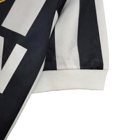 Camisa Retrô Torcedor Masculina Juventus 1984